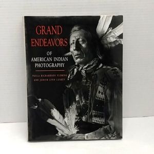 Grand Endeavors of American Indian Photography vintage book 1993 pictures